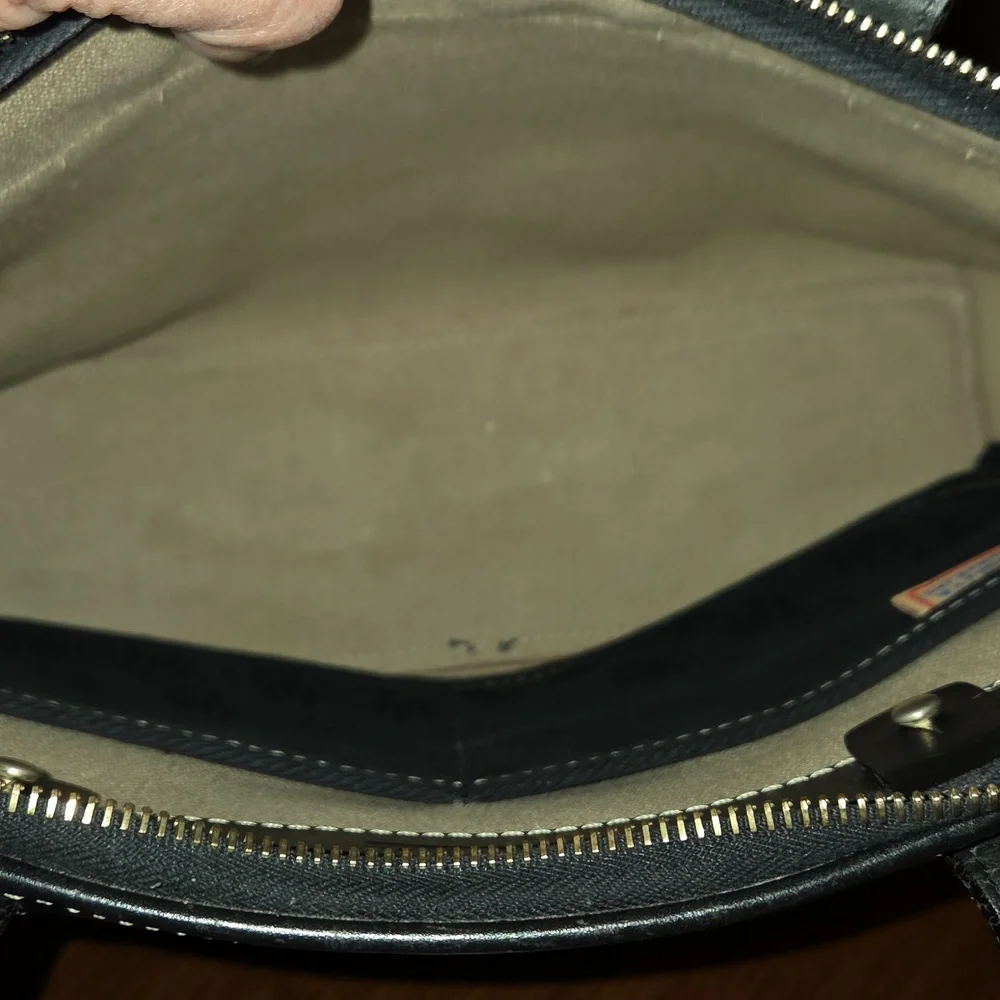 Dooney & Bourke Y2K Vintage Signature Monogram Bag - Picture 7 of 17